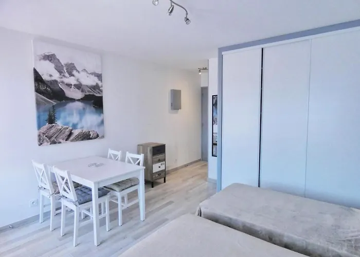 Le Chateau Durieux 4 - Coup De Coeur Pour Ce Petit Entierement Relooke ! Mae-7184 *